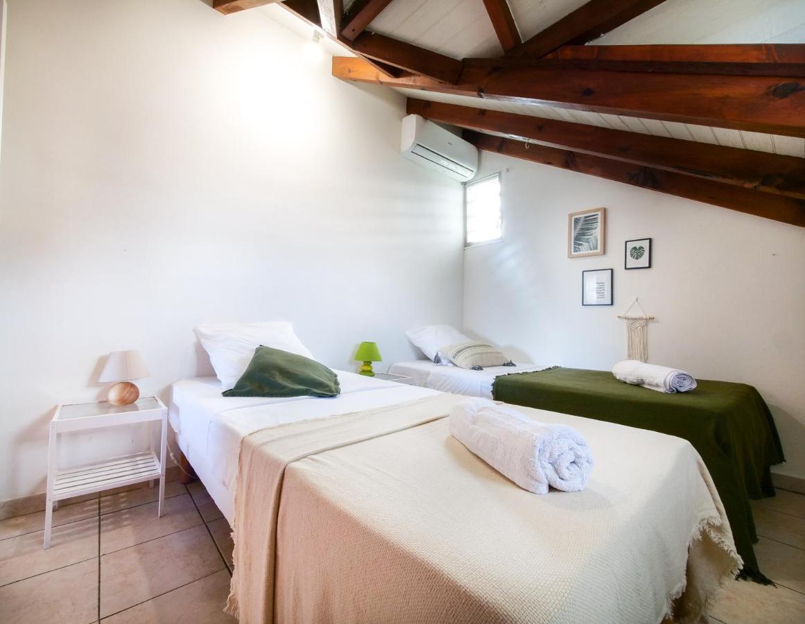 Villa Oneway, Piscine Privee, Classee 3 Etoiles Sainte-Rose Extérieur photo