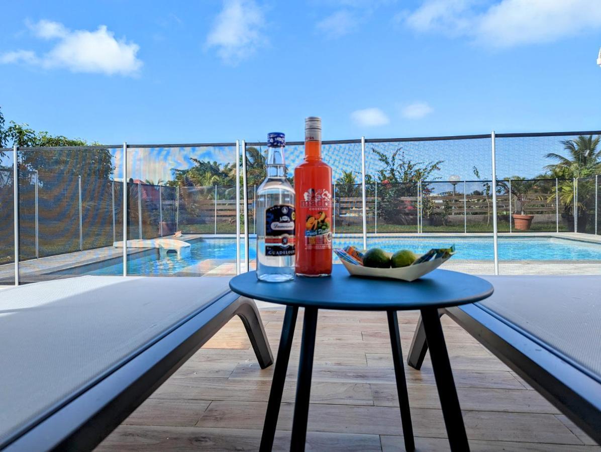 Villa Oneway, Piscine Privee, Classee 3 Etoiles Sainte-Rose Extérieur photo